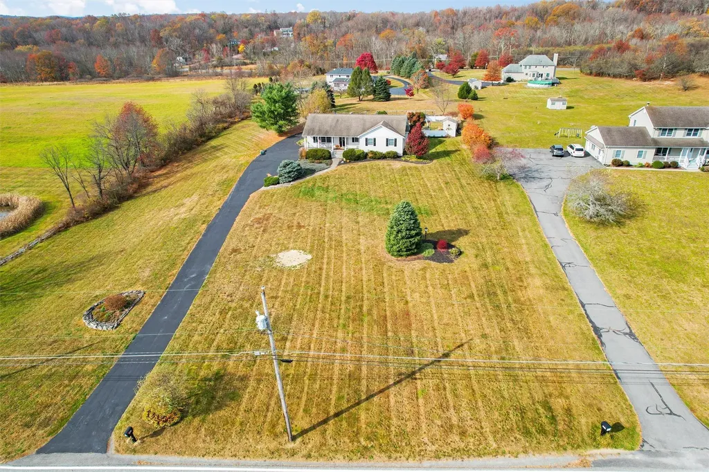 959 S Plank Road Slate Hill NY 10973