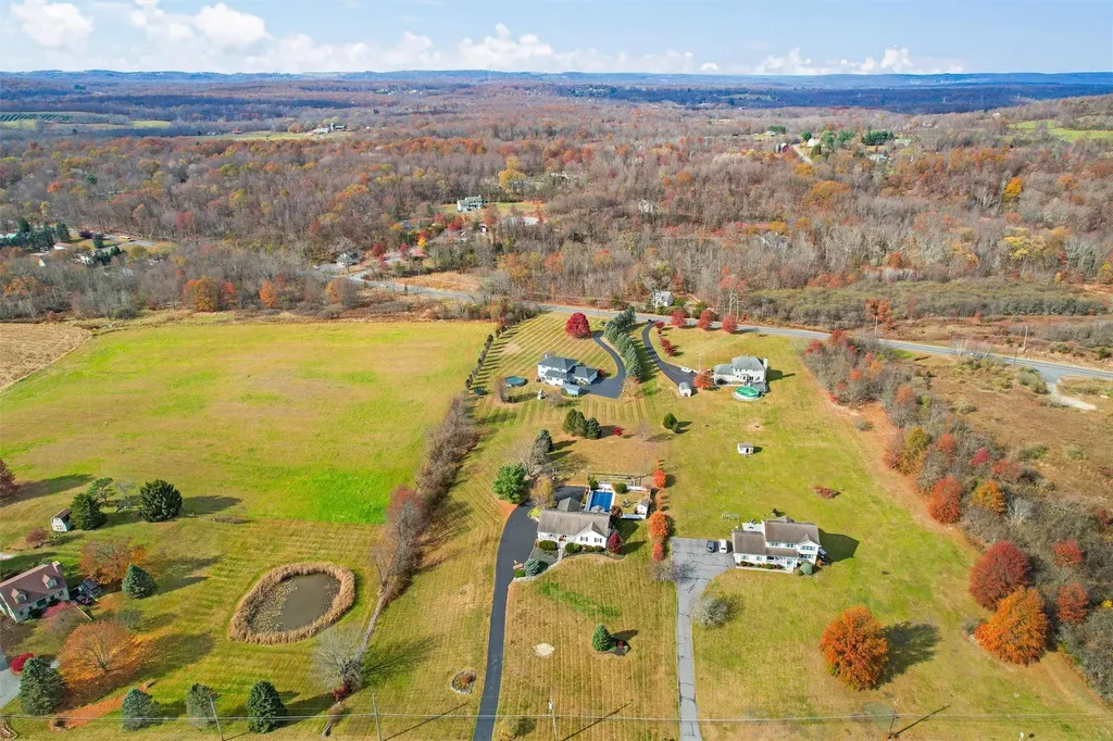 959 S Plank Road Slate Hill NY 10973