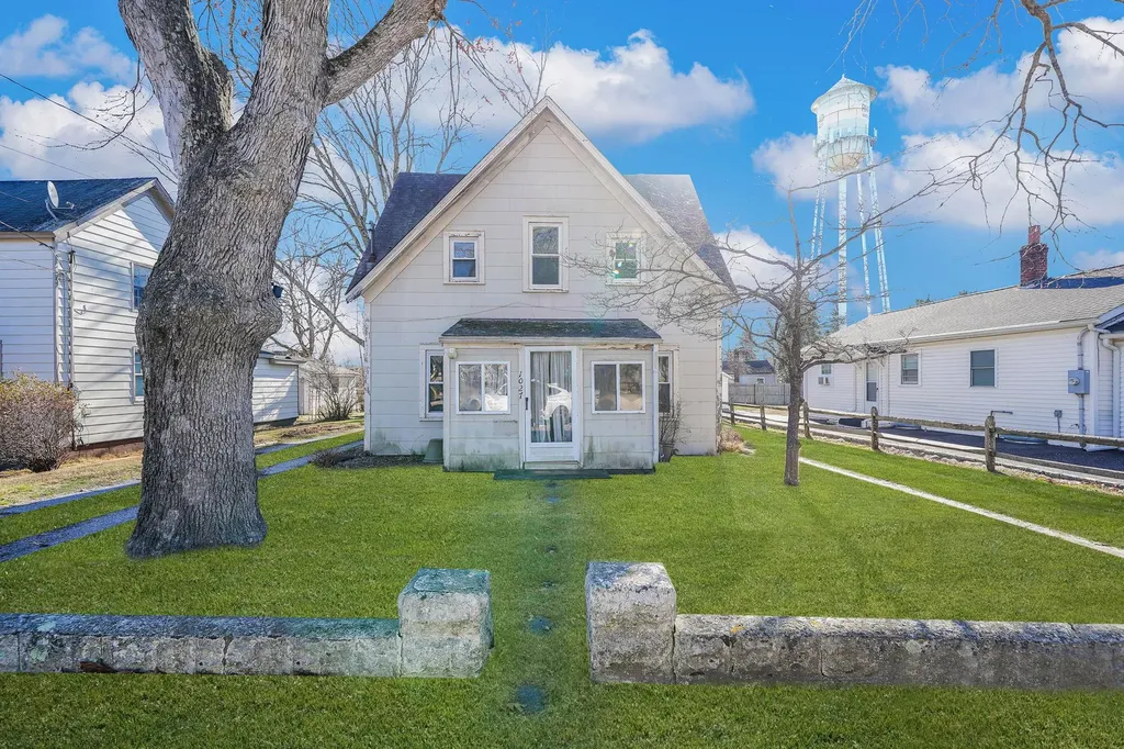 1027 West Street Riverhead NY 11901