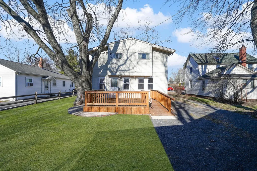 1027 West Street Riverhead NY 11901