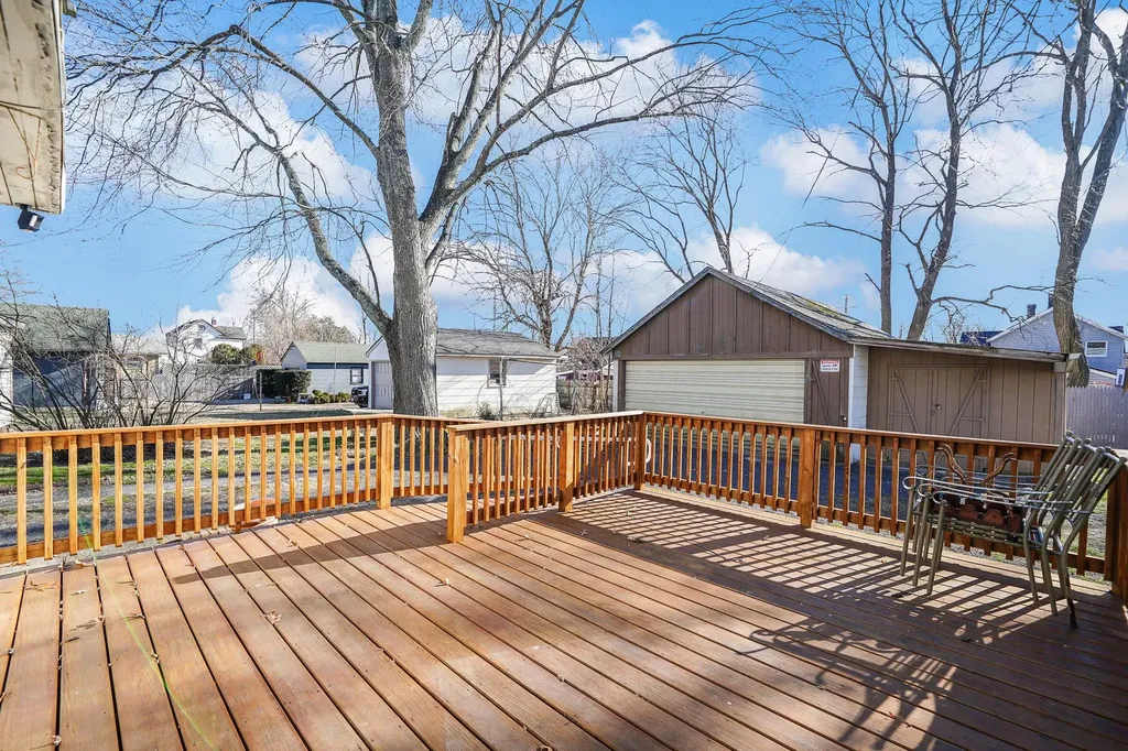 1027 West Street Riverhead NY 11901