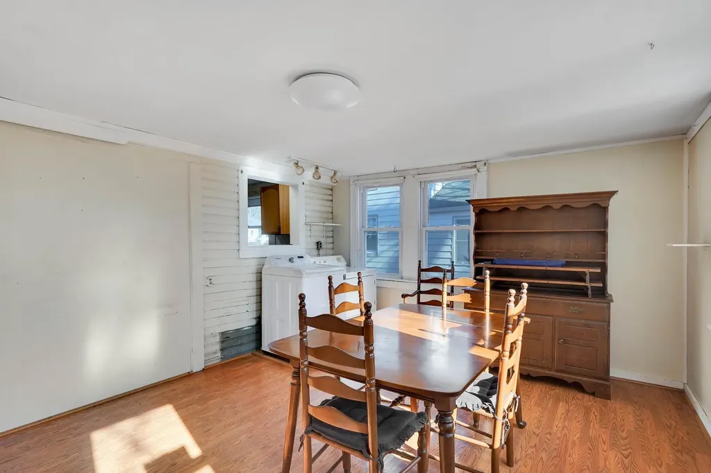 1027 West Street Riverhead NY 11901