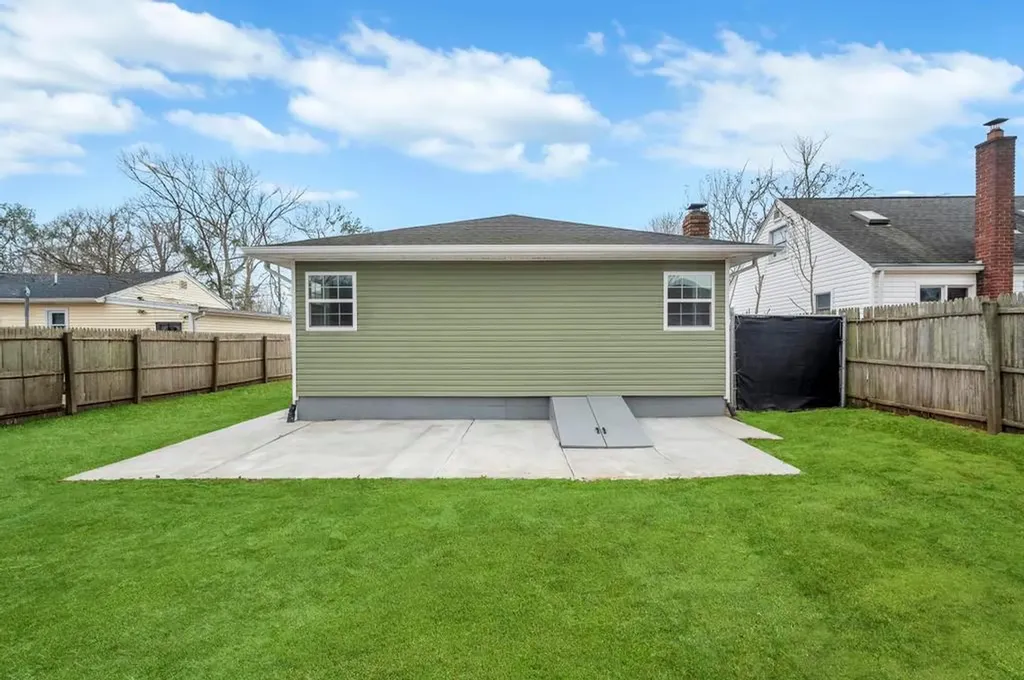 7 Birchwood Drive Shirley NY 11967