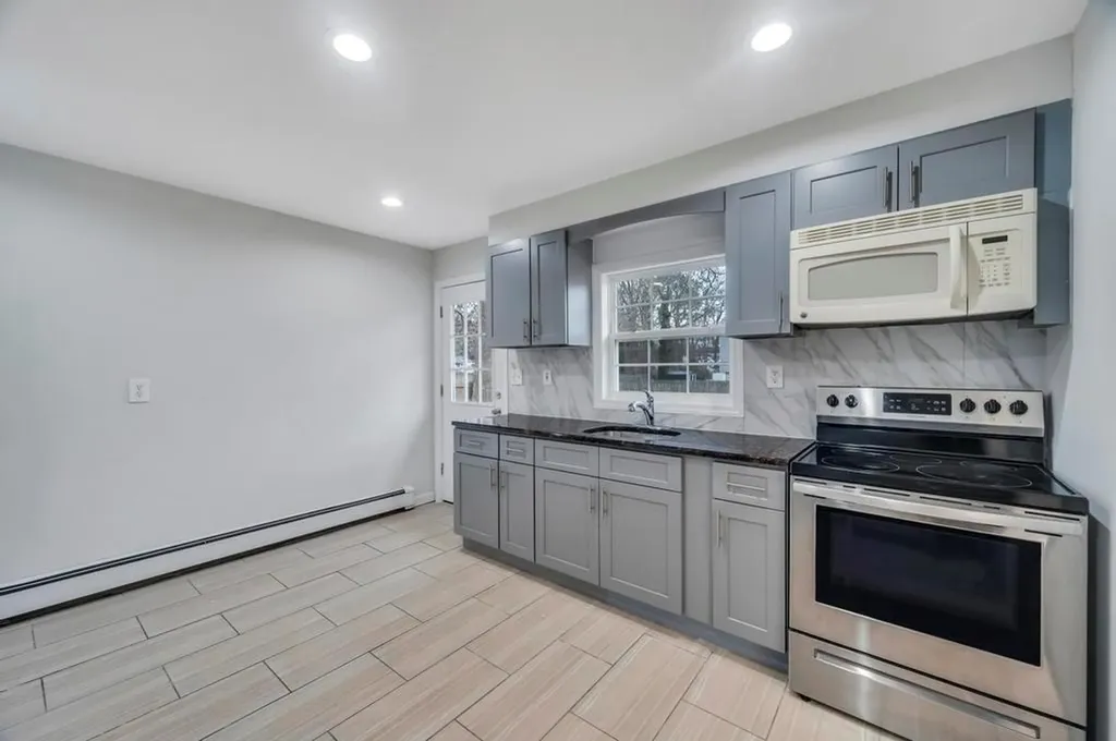 7 Birchwood Drive Shirley NY 11967
