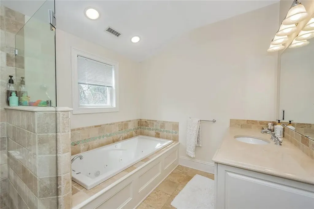 53 Highfield Road Harrison NY 10528