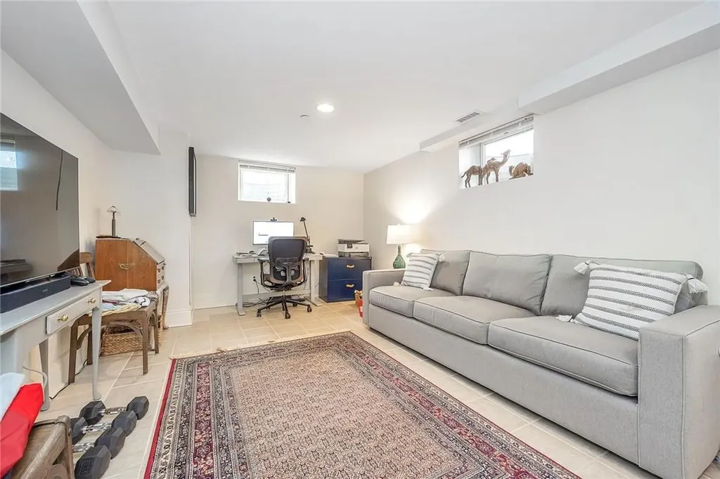 53 Highfield Road Harrison NY 10528