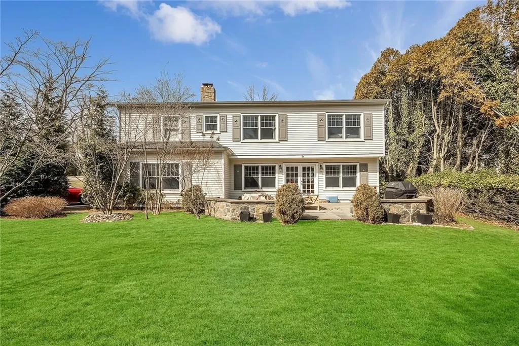 53 Highfield Road Harrison NY 10528