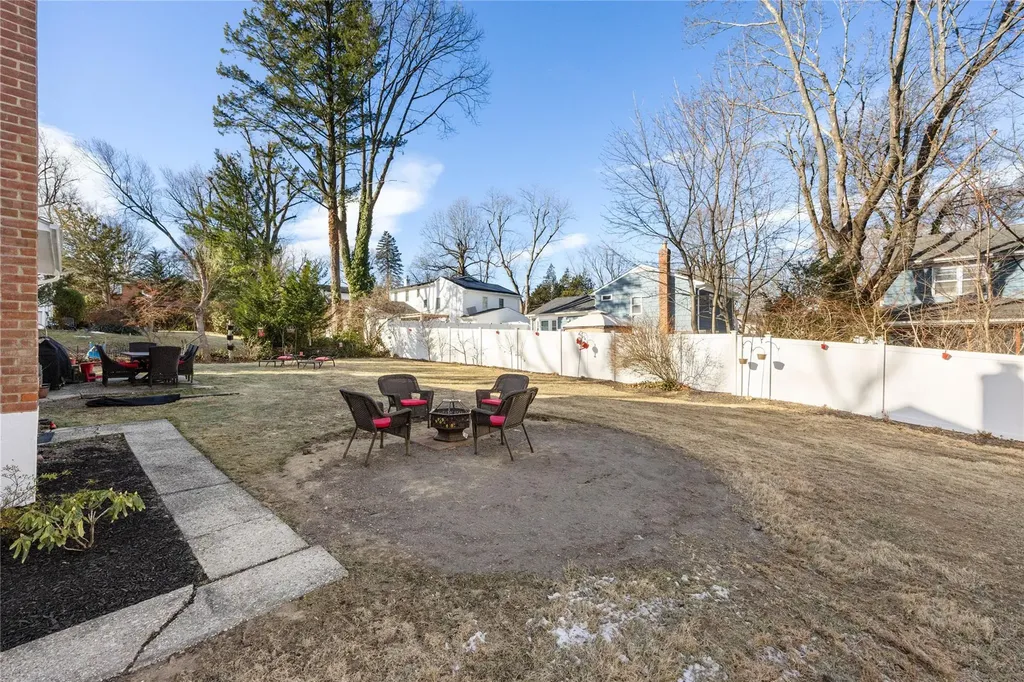 40 Barnwell Drive White Plains NY 10607