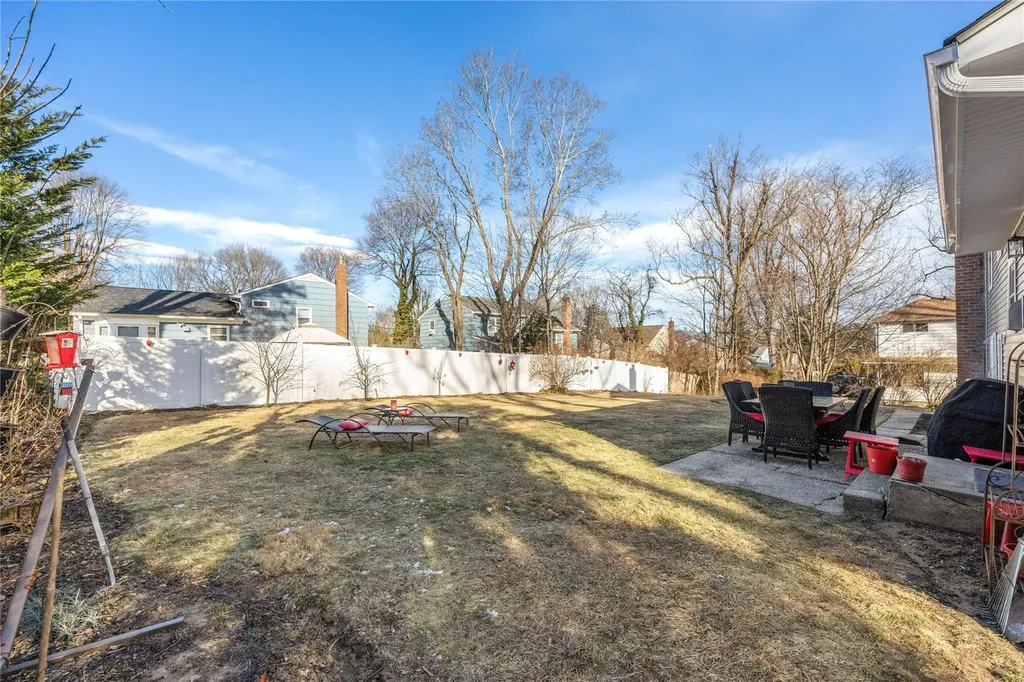 40 Barnwell Drive White Plains NY 10607