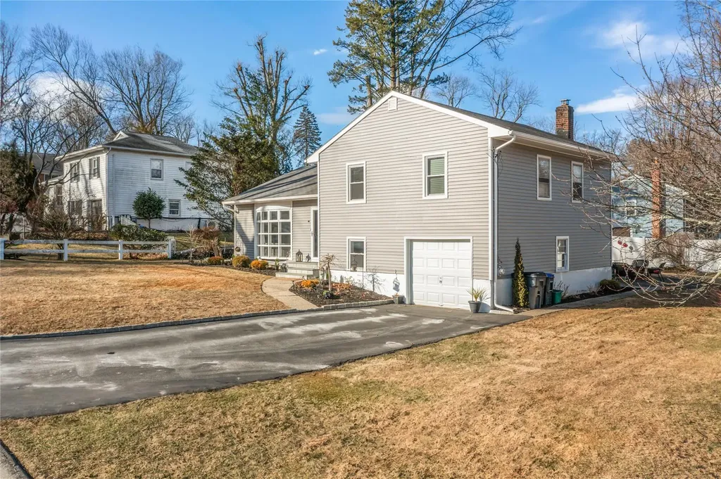 40 Barnwell Drive White Plains NY 10607