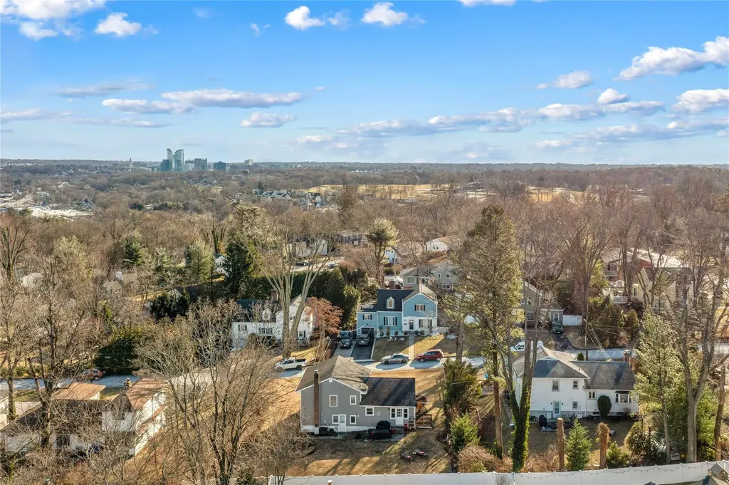 40 Barnwell Drive White Plains NY 10607