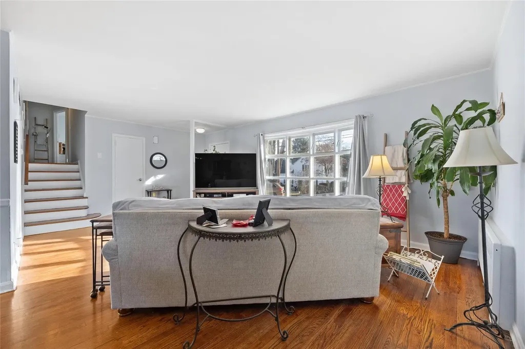 40 Barnwell Drive White Plains NY 10607