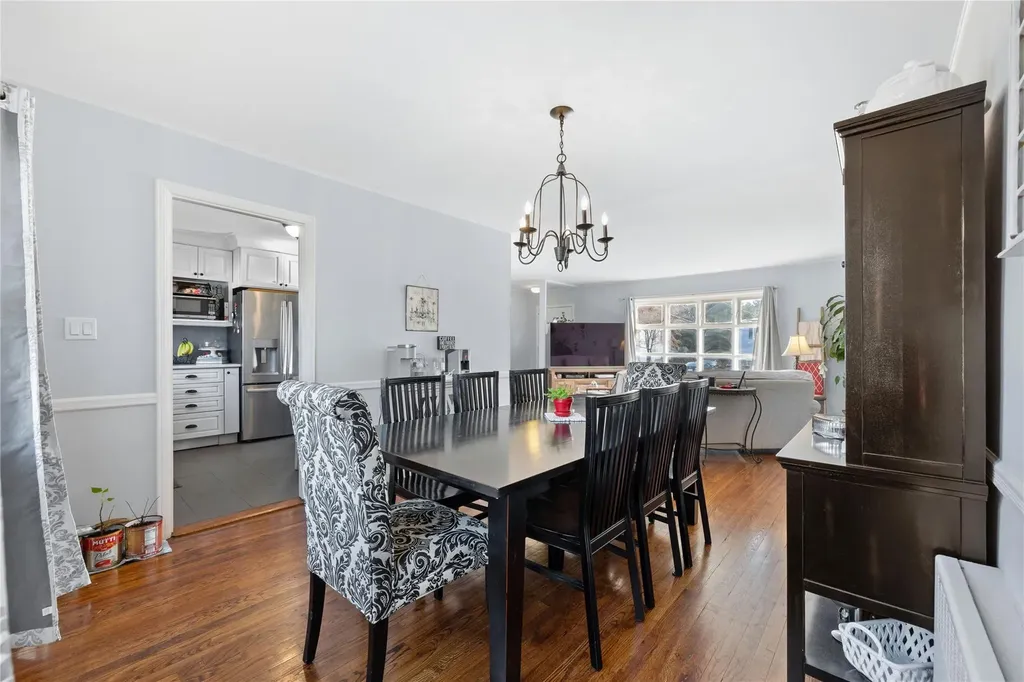 40 Barnwell Drive White Plains NY 10607