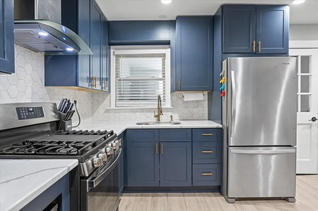 1158 E 224th Street Bronx NY 10466