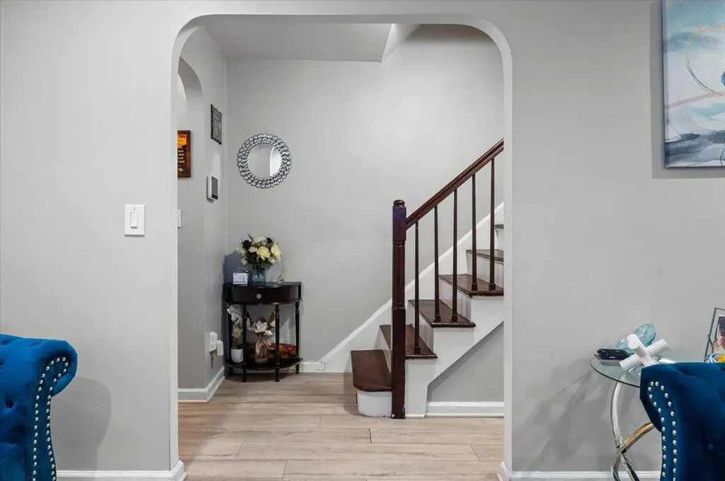 1158 E 224th Street Bronx NY 10466