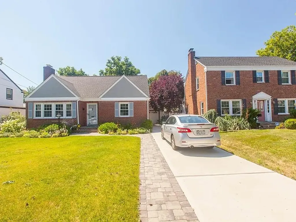 2412 Central Avenue Baldwin NY 11510