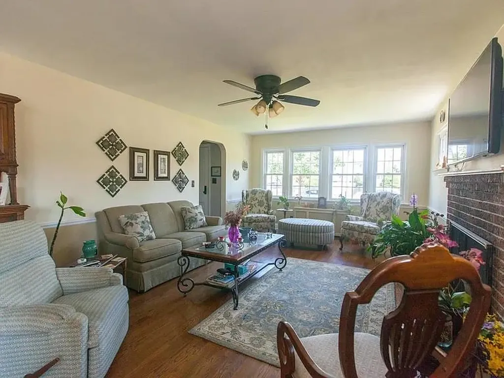 2412 Central Avenue Baldwin NY 11510
