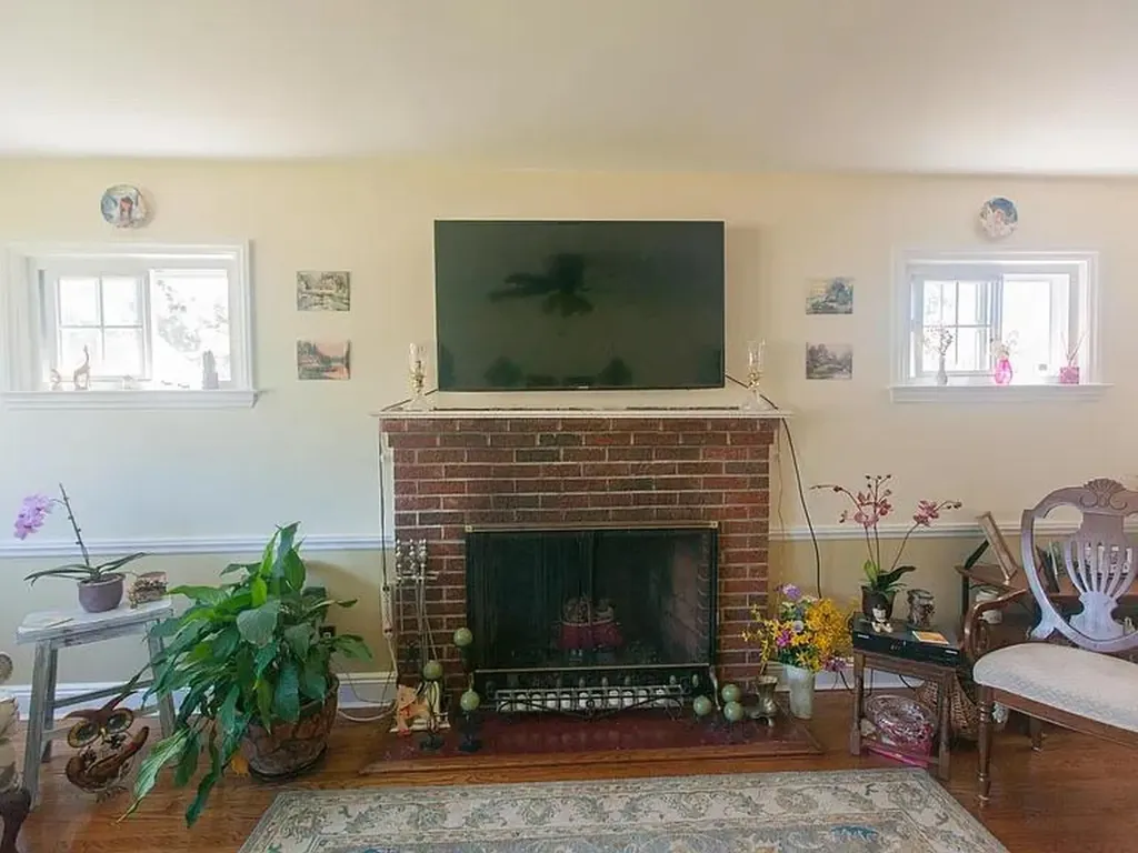 2412 Central Avenue Baldwin NY 11510