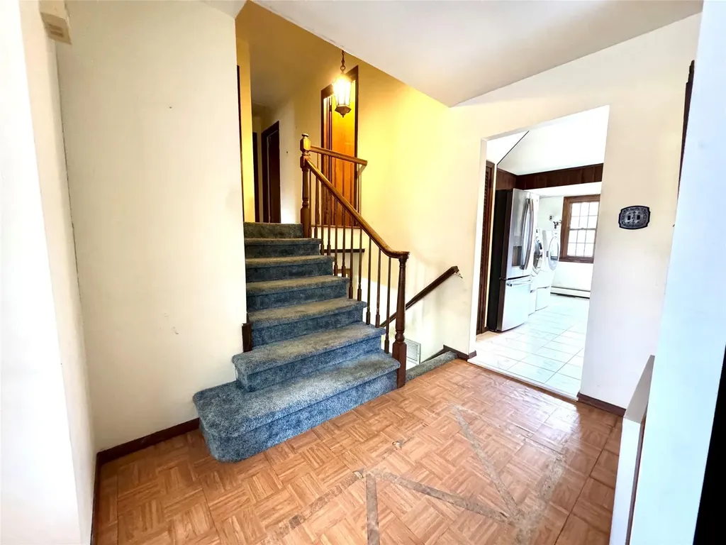 31 New Mill Road Smithtown NY 11787