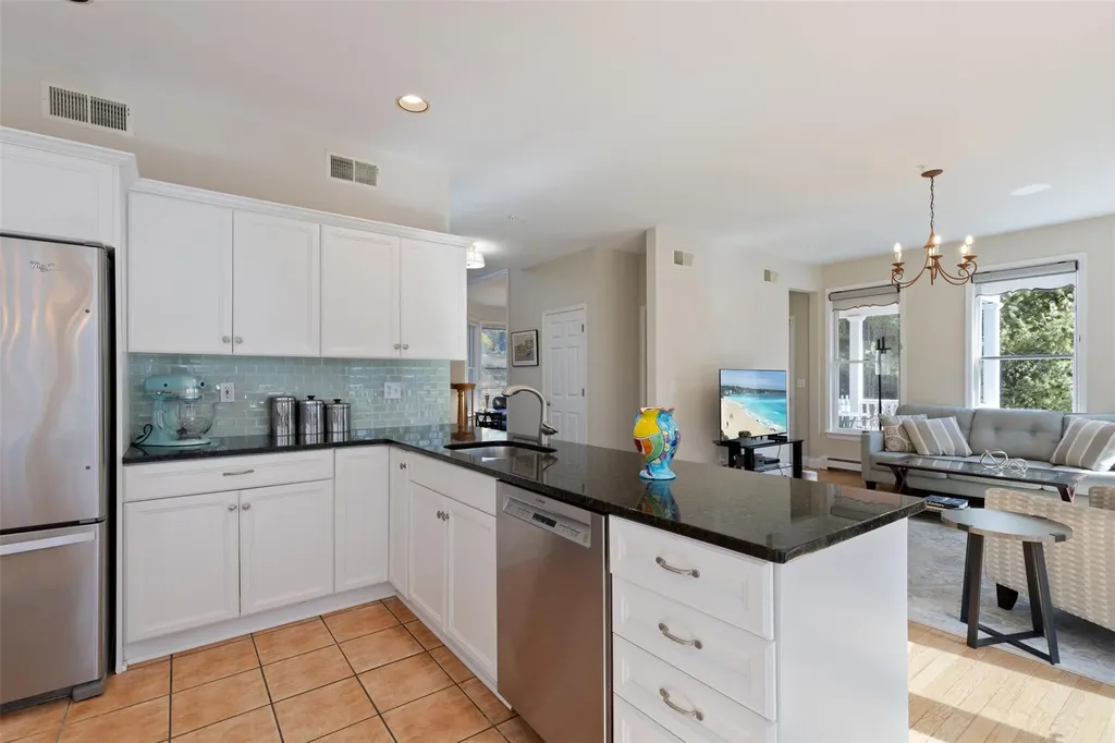 1 Riverview Court Irvington NY 10533