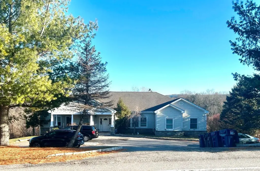 180 Simpson Road Carmel NY 10512