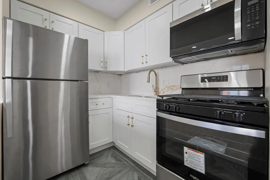 1442 33rd Avenue Astoria NY 11106