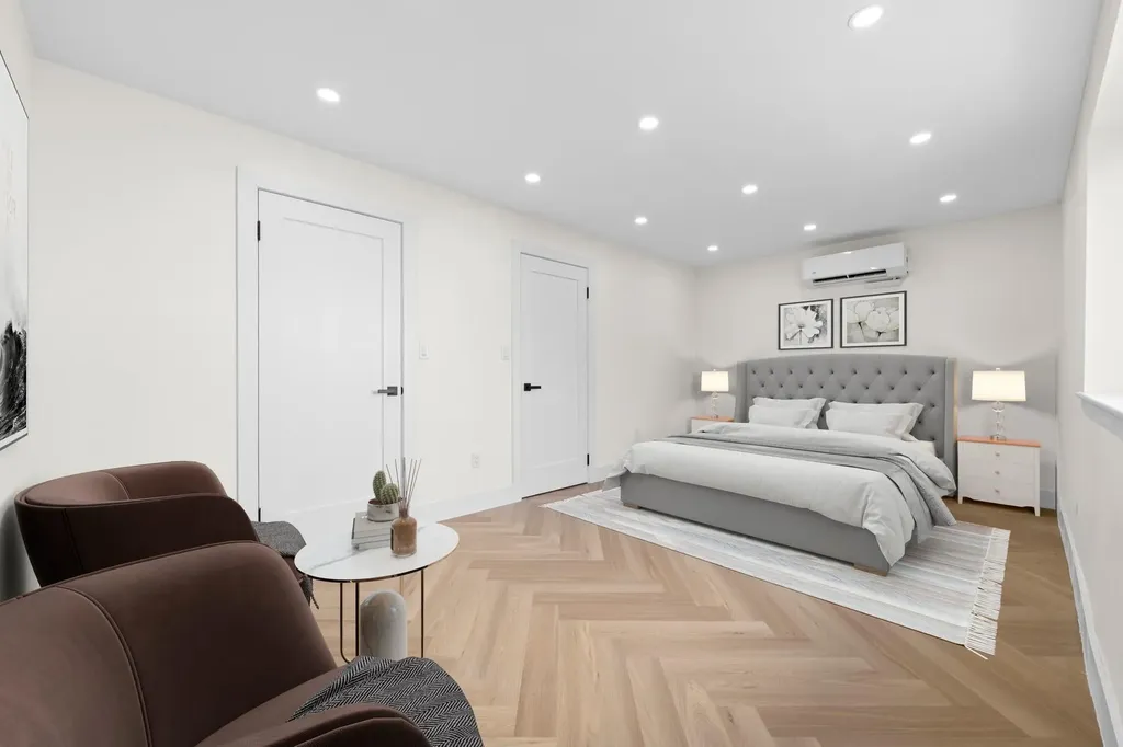 1442 33rd Avenue Astoria NY 11106