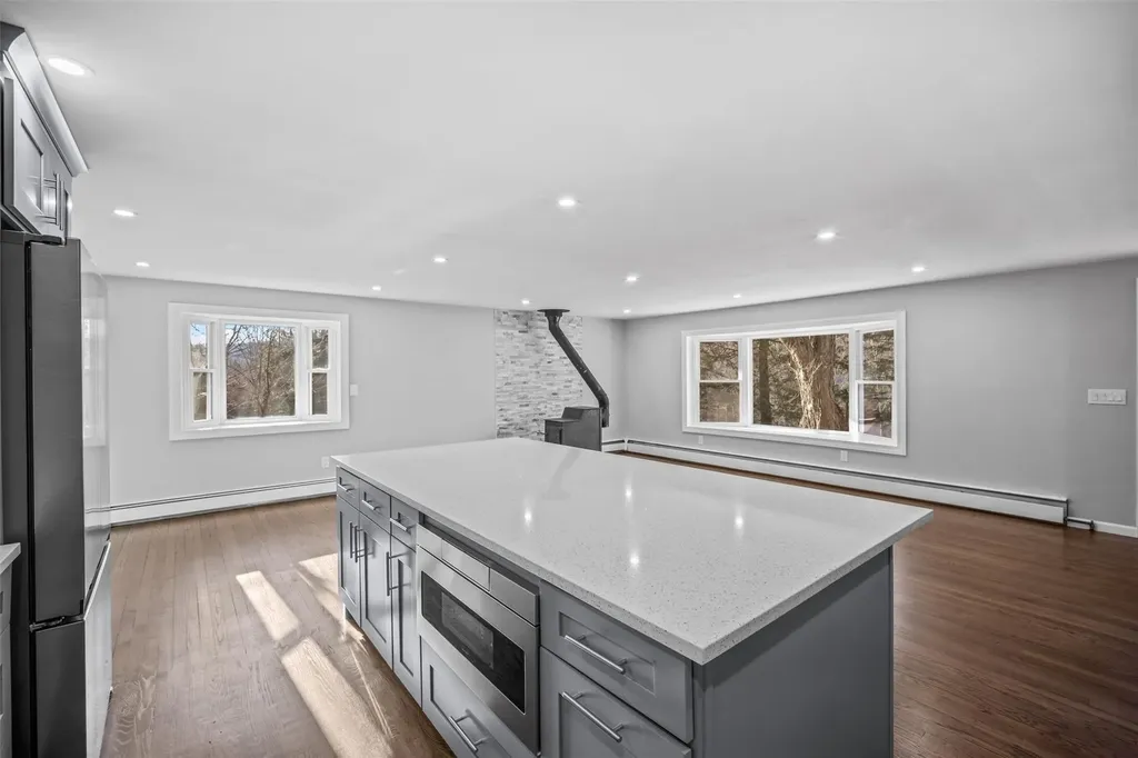 50 Wiccopee Road Putnam Valley NY 10579