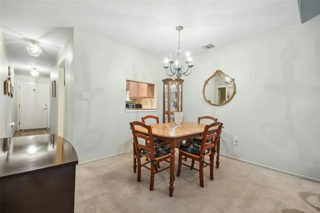62 Pleasantview Drive Central Islip NY 11722