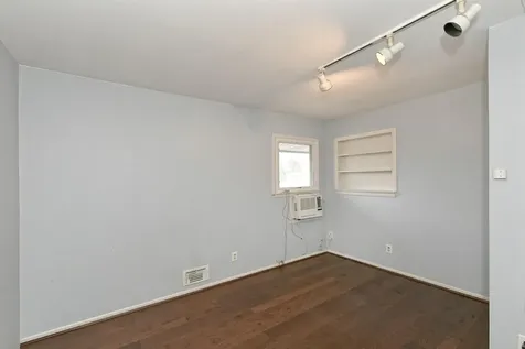 115 Bowling Lane Deer Park NY 11729