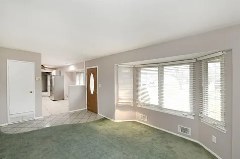 115 Bowling Lane Deer Park NY 11729