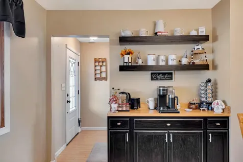 8 Remington Avenue Selden NY 11784