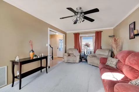 8 Remington Avenue Selden NY 11784