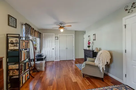 8 Remington Avenue Selden NY 11784