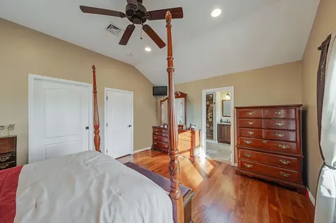 8 Remington Avenue Selden NY 11784