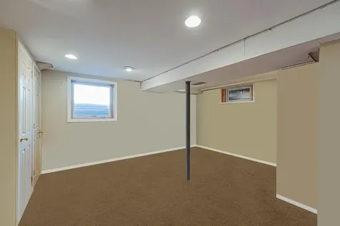 8 Remington Avenue Selden NY 11784