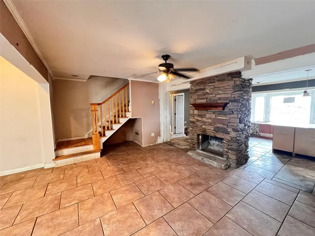 50 Prentice Road Levittown NY 11756