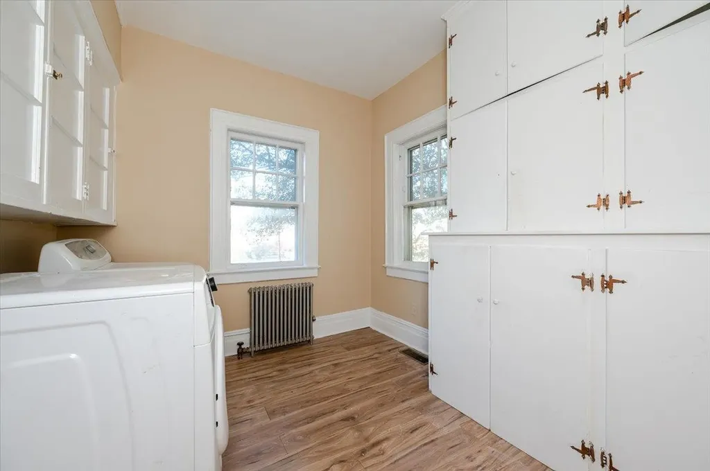 896 Central Avenue Woodmere NY 11598