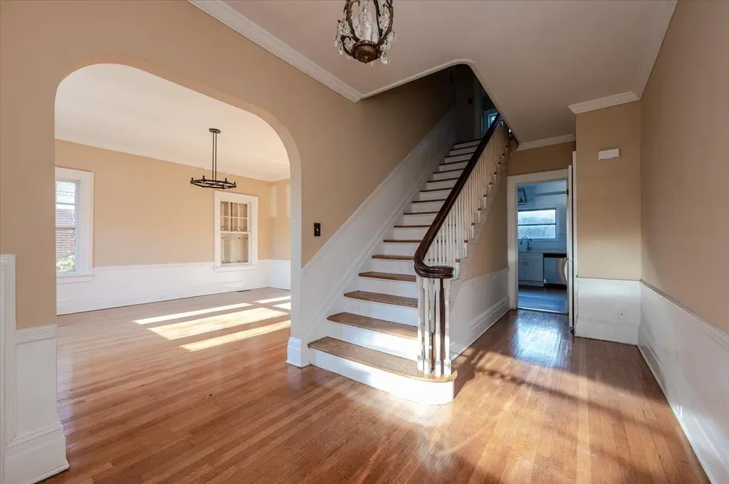 896 Central Avenue Woodmere NY 11598