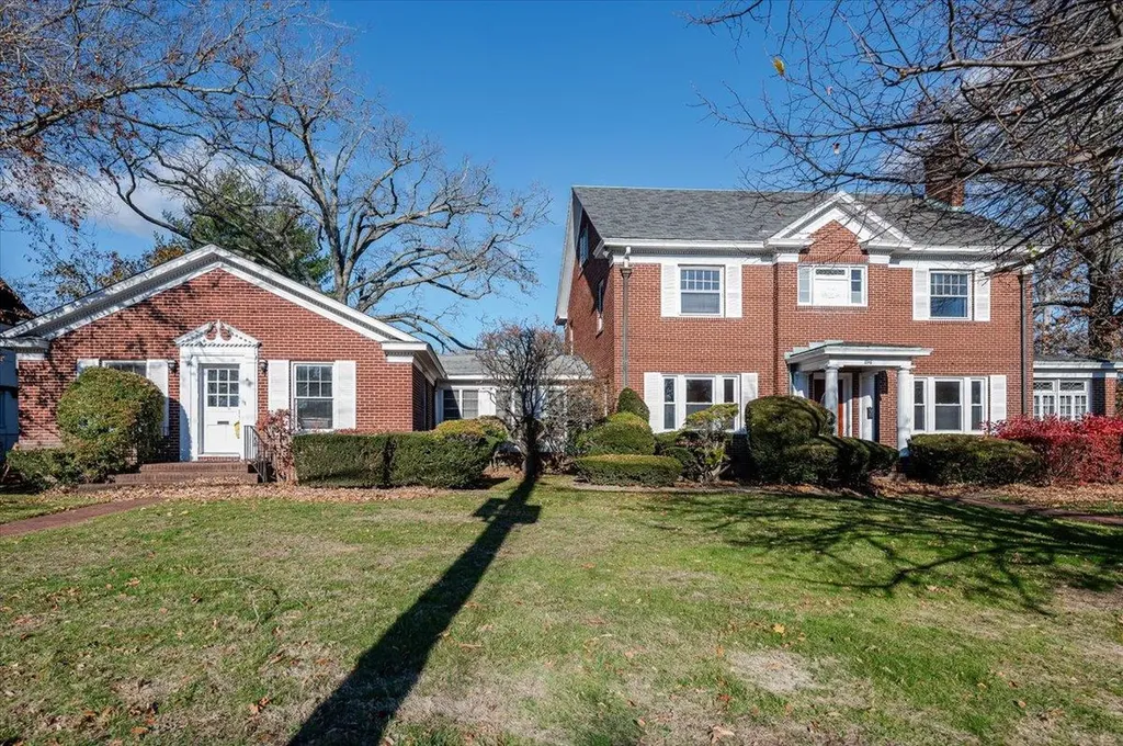 896 Central Avenue Woodmere NY 11598