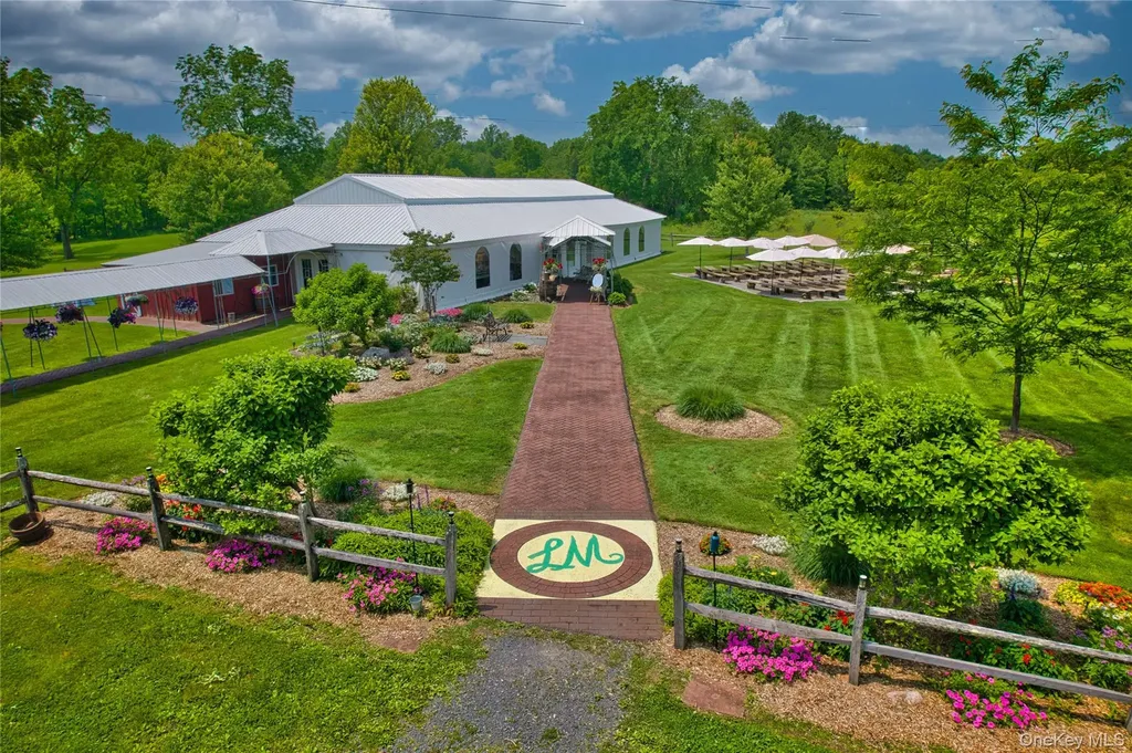 71 Lippincott Road Wallkill NY 12589