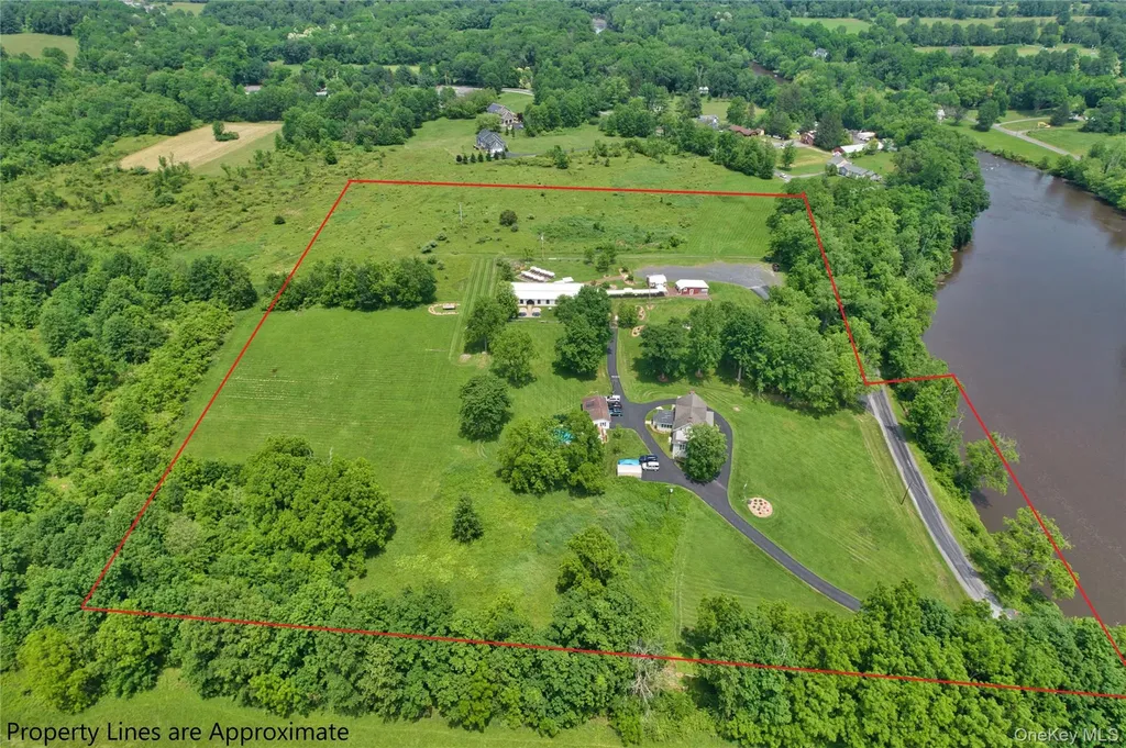 71 Lippincott Road Wallkill NY 12589