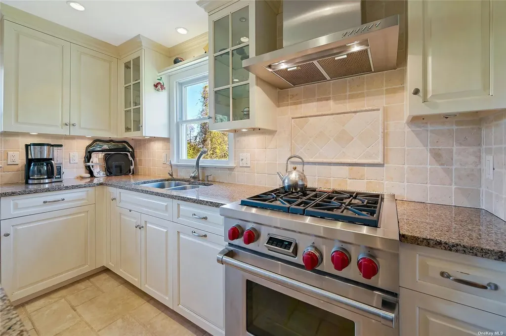 540 Cedars Road Cutchogue NY 11935