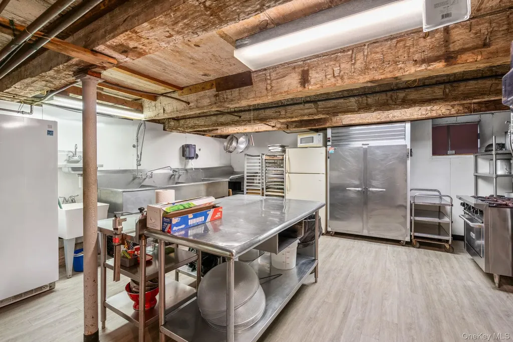 69 Lippincott Road Wallkill NY 12589