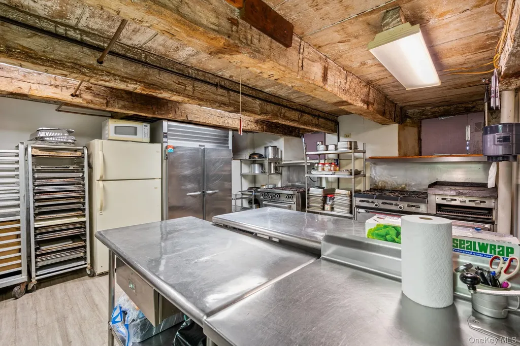 69 Lippincott Road Wallkill NY 12589