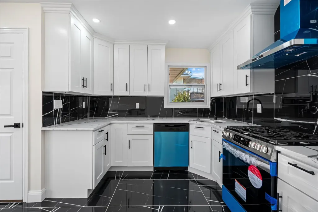 253 Haypath Road Old Bethpage NY 11804
