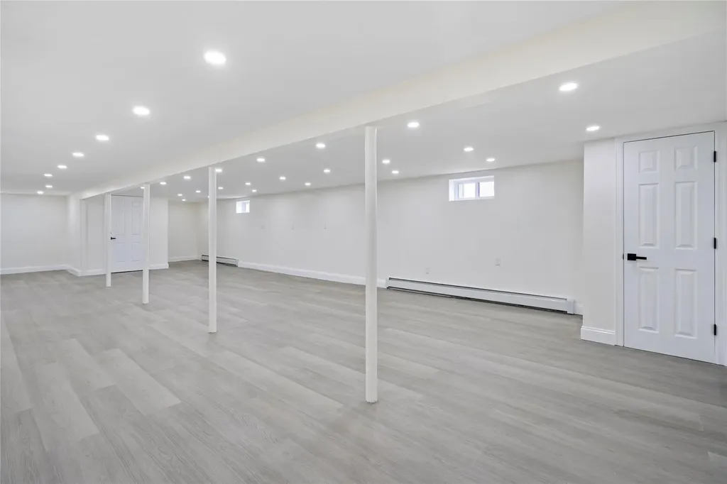 253 Haypath Road Old Bethpage NY 11804