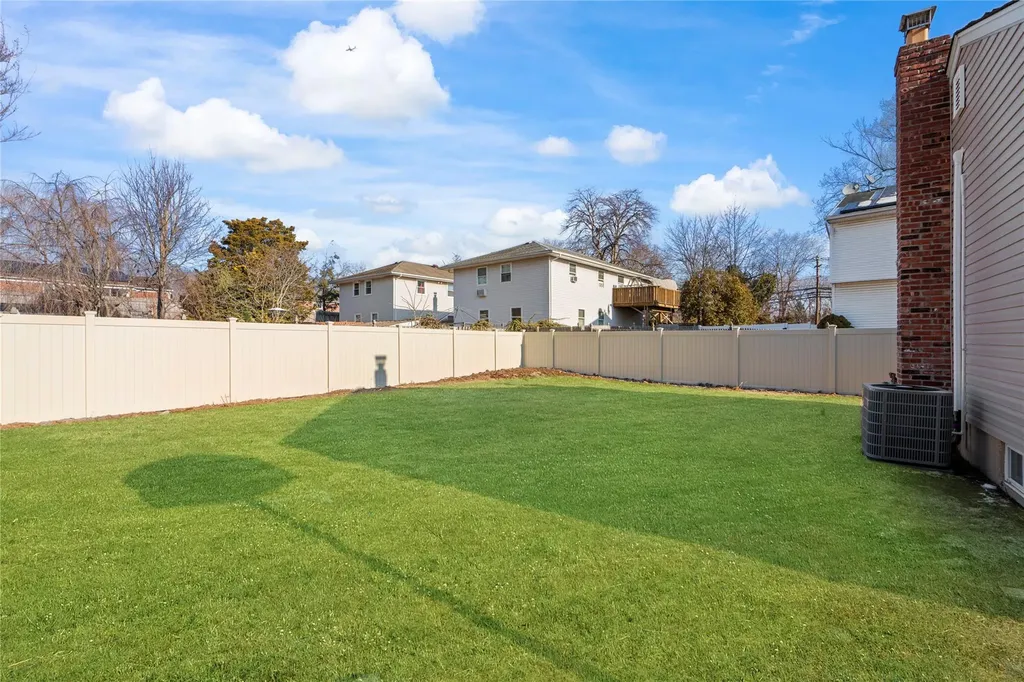 253 Haypath Road Old Bethpage NY 11804