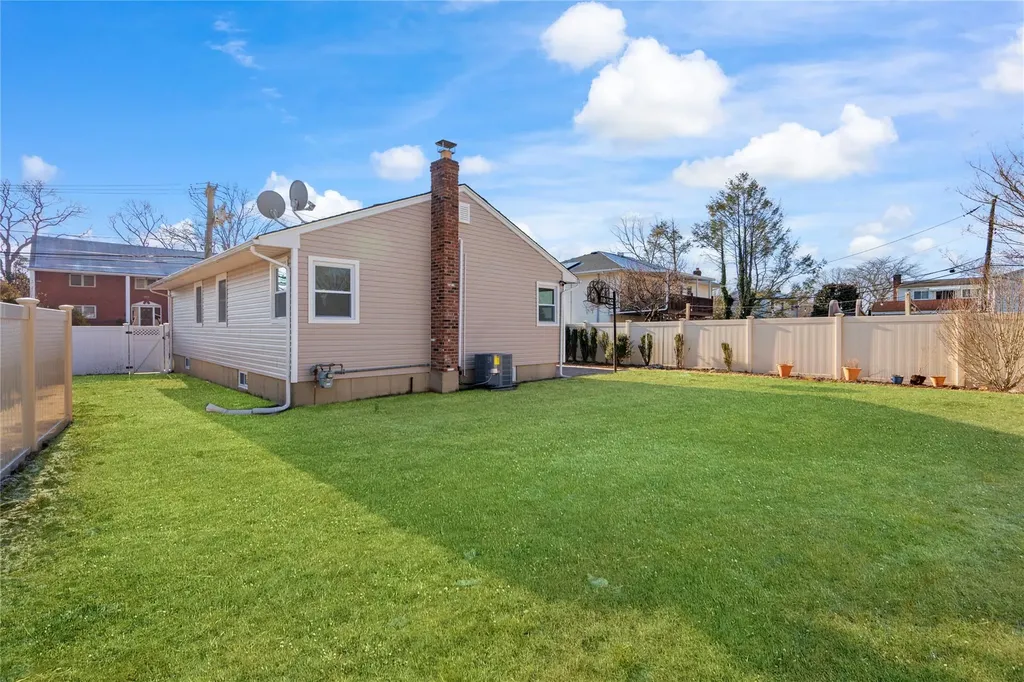 253 Haypath Road Old Bethpage NY 11804