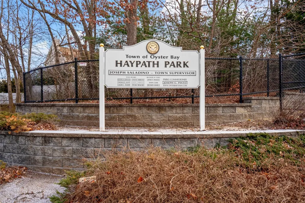 253 Haypath Road Old Bethpage NY 11804